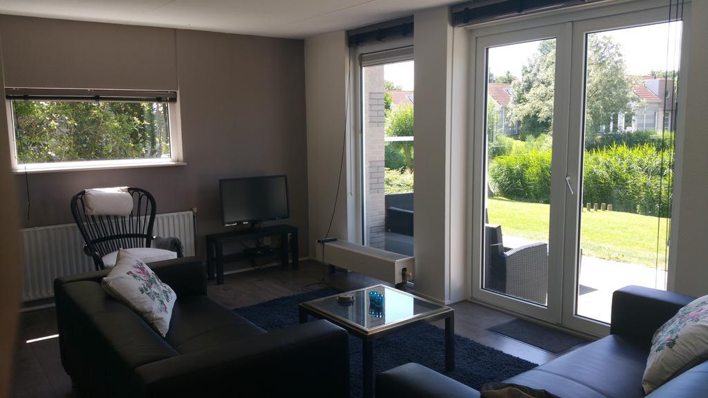 Solo Bungalow Makkum Dış mekan fotoğraf